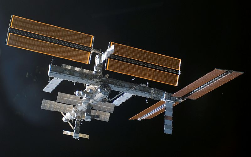 Illustration for article titled Holy Crap, We've Been Living in Space for 15 Years!
